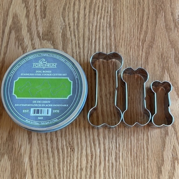 FOX RUN DOG BONE STAINLESS STEEL COOKIE CUTTER SET - Picture 2 of 5
